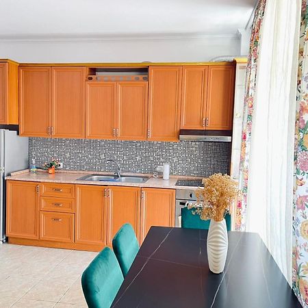 Top Central Apartment Тирана Екстер'єр фото