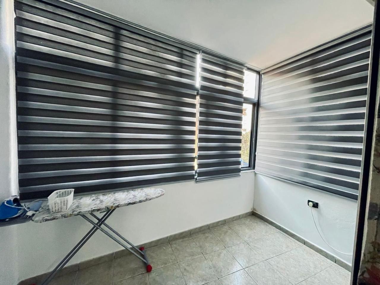 Top Central Apartment Тирана Екстер'єр фото