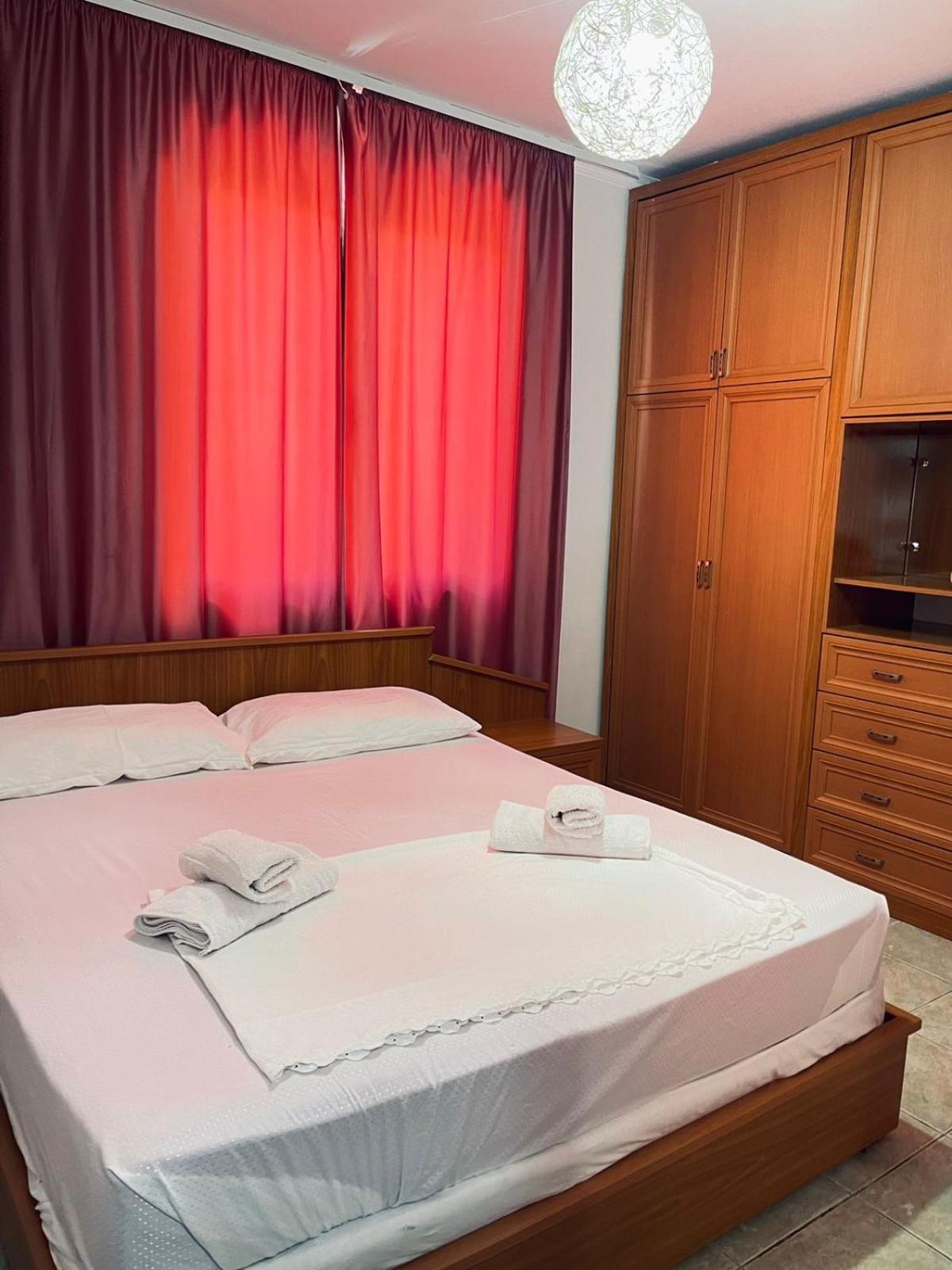 Top Central Apartment Тирана Екстер'єр фото
