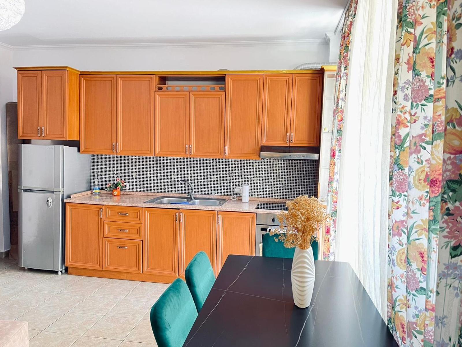 Top Central Apartment Тирана Екстер'єр фото